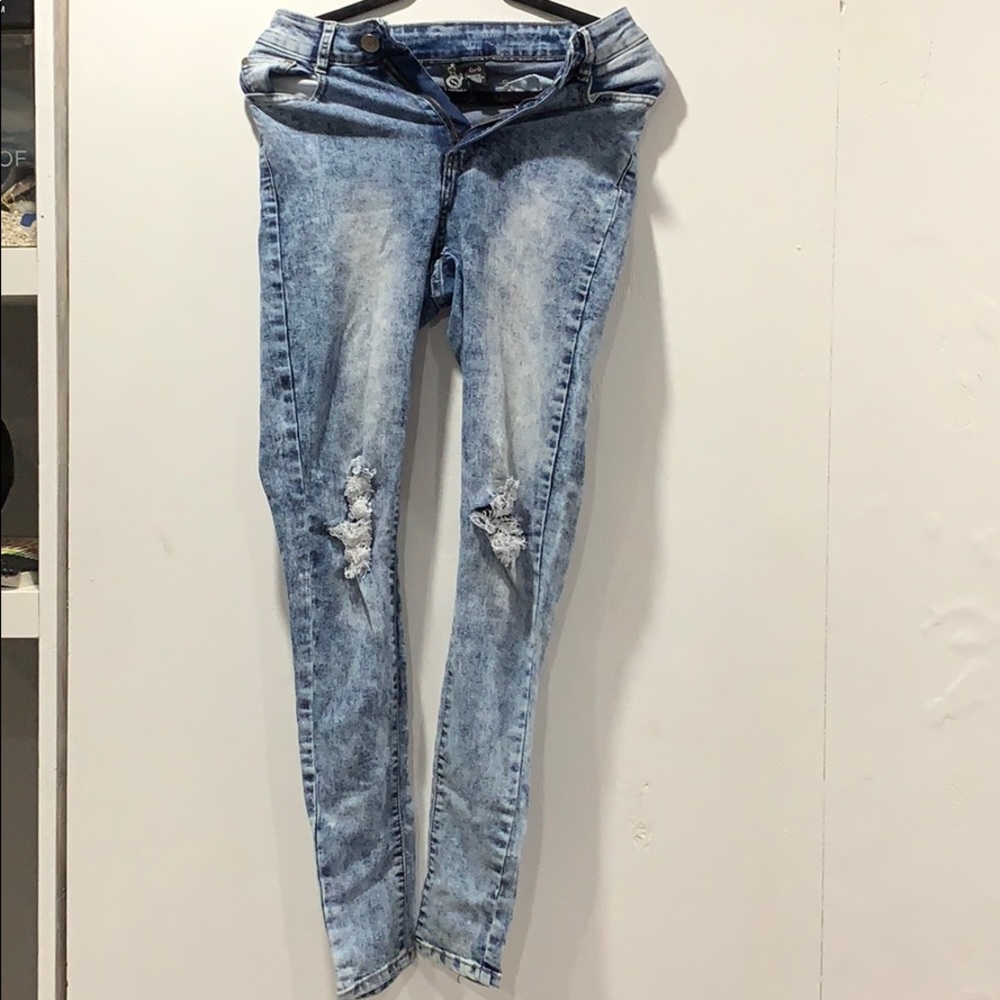Ripped jeans